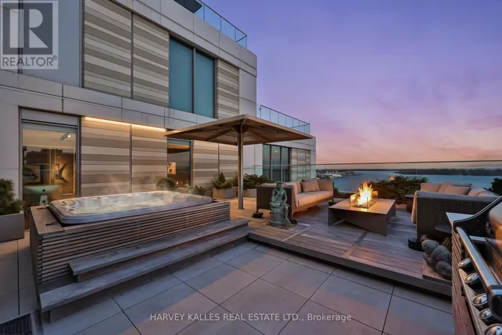 1012 - 118 MERCHANTS' WHARF, Toronto (Waterfront Communities), Ontario M5A0L3