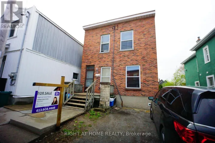 122 ECCLES STREET S, Ottawa, Ontario K1R6S8