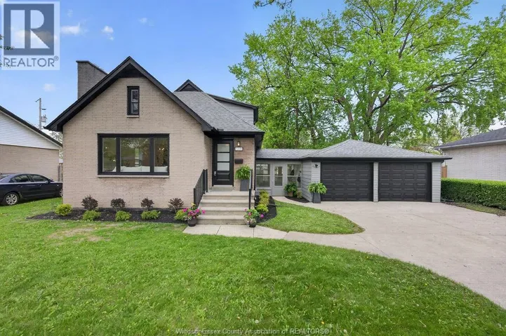 1318 Virginia, Windsor, Ontario N8S2Z4