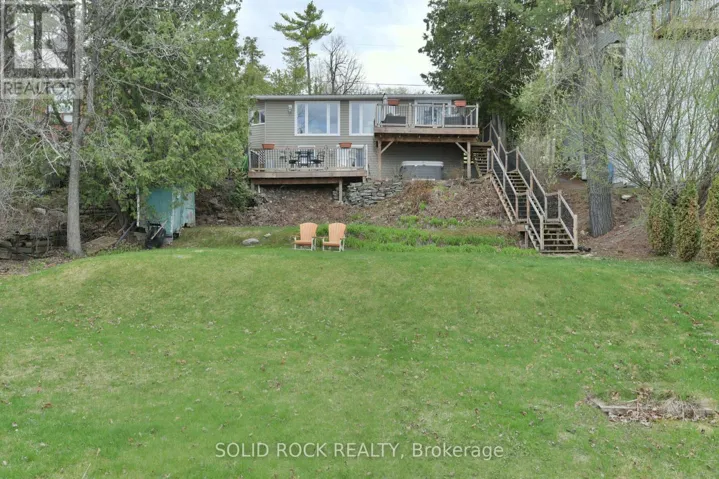 2496 RIVER ROAD, McNab/Braeside, Ontario K0A1G0