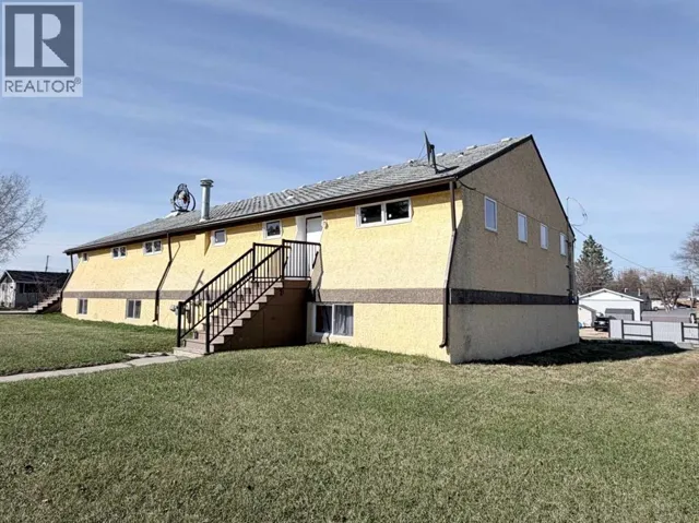 4706 50 Street, Mayerthorpe, Alberta T0E1N0