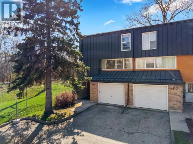 114 Brae Glen Lane SW, Calgary, Alberta T2W1B6