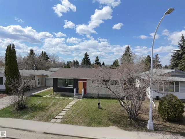 3912 108 ST NW, Edmonton, Alberta T6J1B9