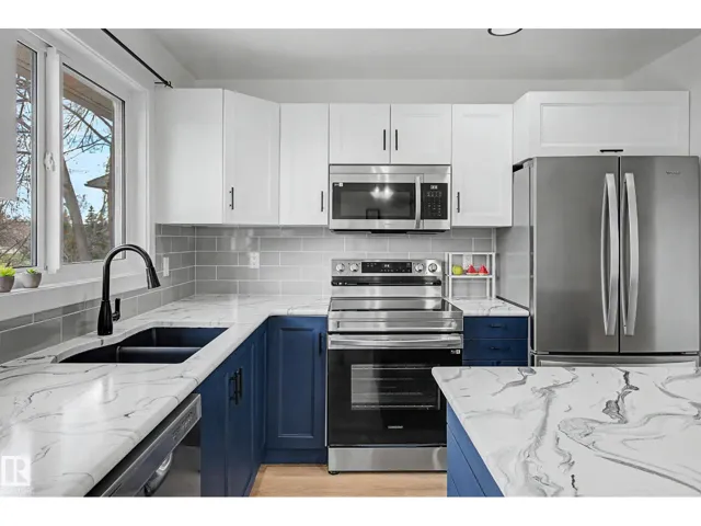 1945 GLENMORE AV, Sherwood Park, Alberta T8A0X6
