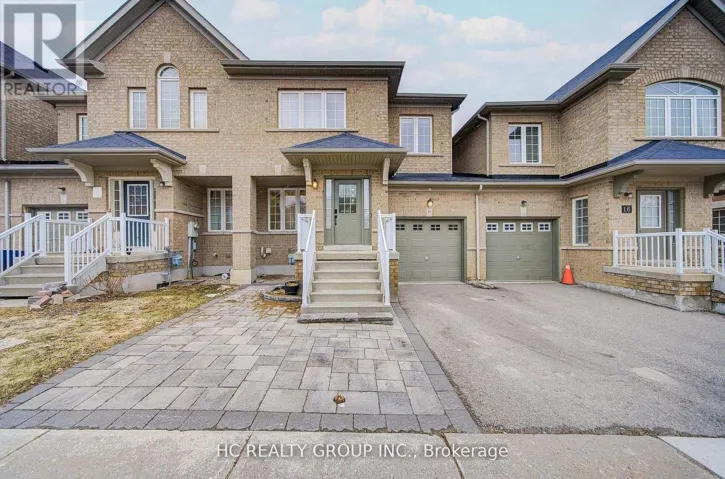 18 QUATTRO AVENUE, Richmond Hill (Jefferson), Ontario L4E0S5