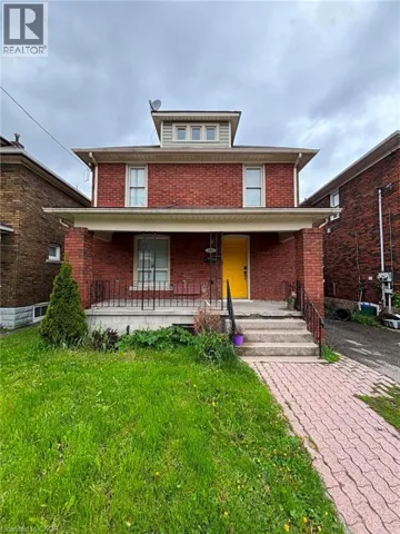 4935 WILLMOTT Street, Niagara Falls, Ontario L2E1Z6