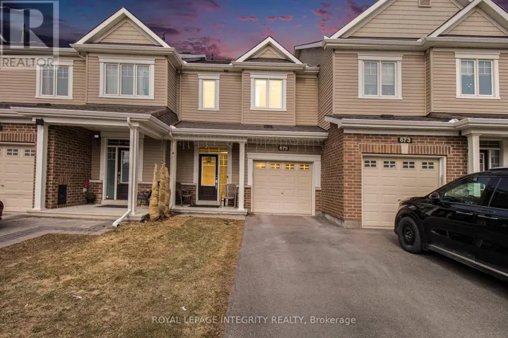 675 LAURALEAF CRESCENT, Ottawa, Ontario K2J6G7