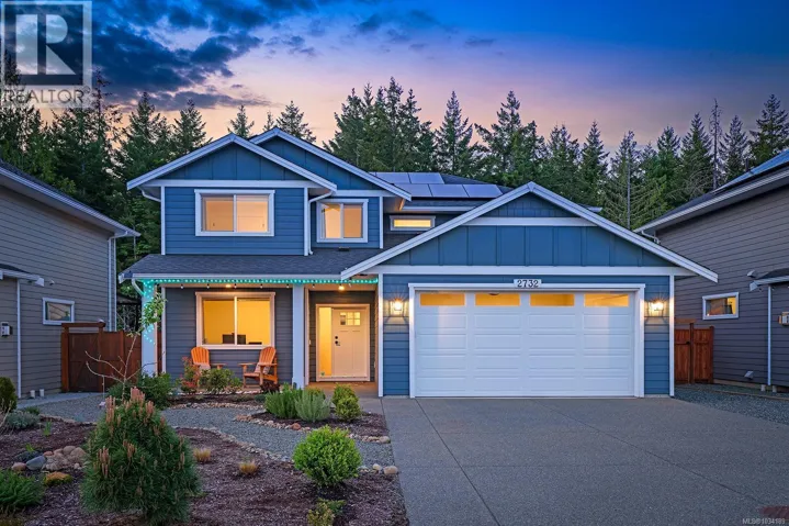 2732 Maple St, Cumberland, British Columbia V0R1S0