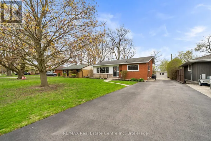 54 HIGHMAN AVENUE, Cambridge, Ontario N1R3L7