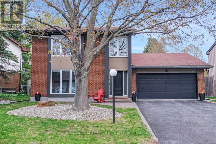 40 NANOOK CRESCENT, Ottawa, Ontario K2L2A7