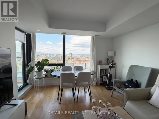 340 QUEEN STREET, Ottawa, Ontario K1R5A5