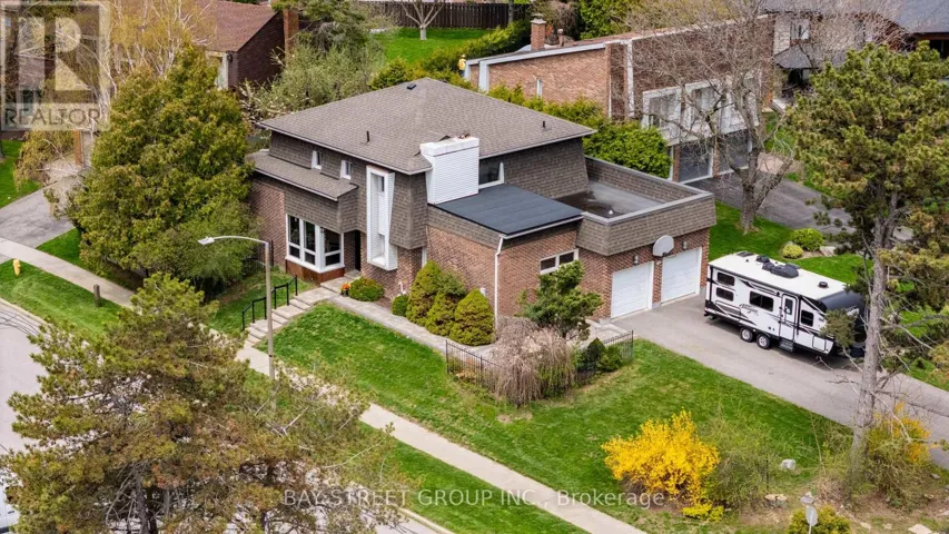 62 CAPTAIN ROLPH COURT, Markham (Markham Village), Ontario L3P3K9