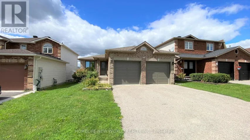 18 AMBLER BAY, Barrie (Georgian Drive), Ontario L4M7A5