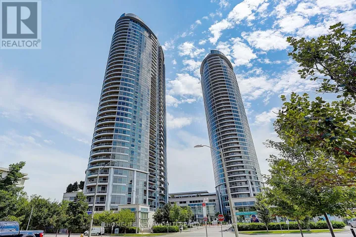 923 - 135 VILLAGE GREEN SQUARE, Toronto (Agincourt South-Malvern West), Ontario M1S0G4