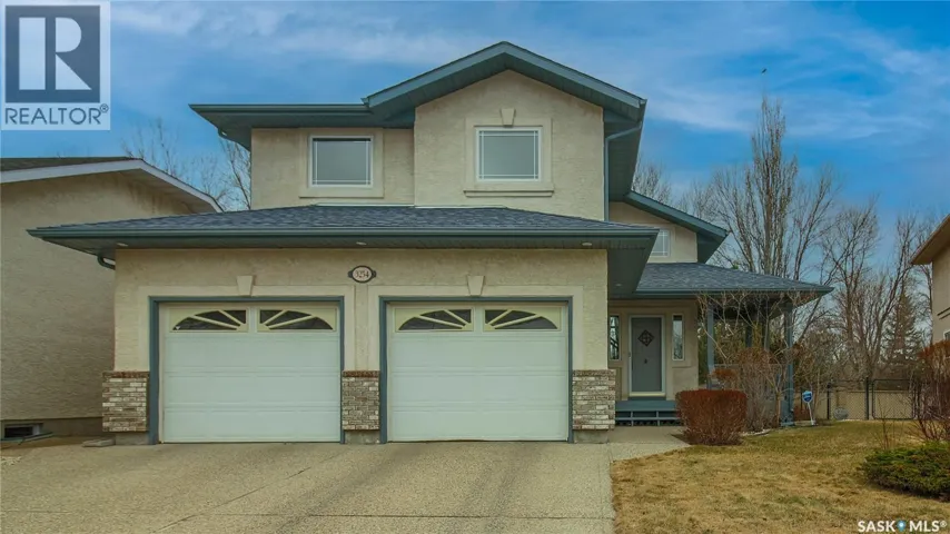 3254 Peyson BAY E, Regina, Saskatchewan S4V2W8