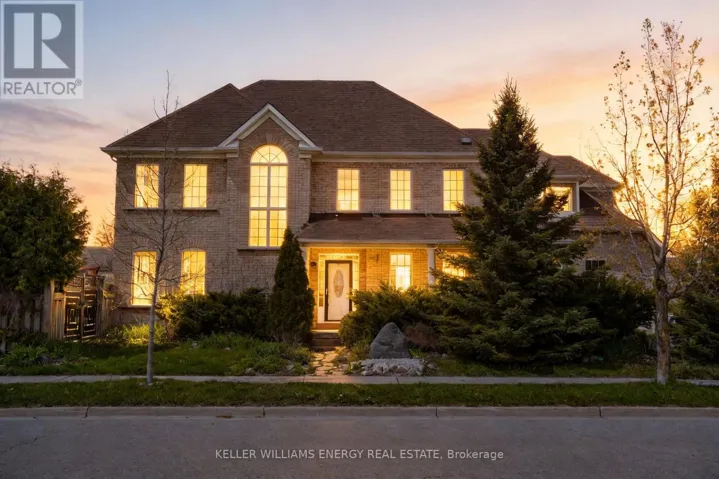 51 DIVINE DRIVE, Whitby (Rolling Acres), Ontario L1R2T5