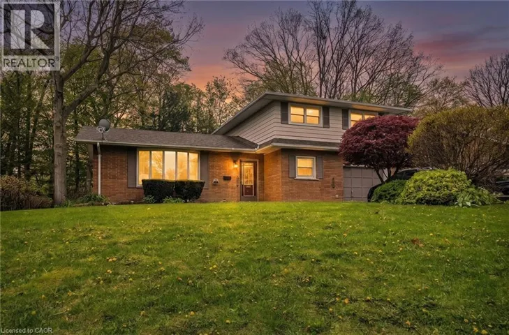 11 THISTLE Court, Tillsonburg, Ontario N4G2S8