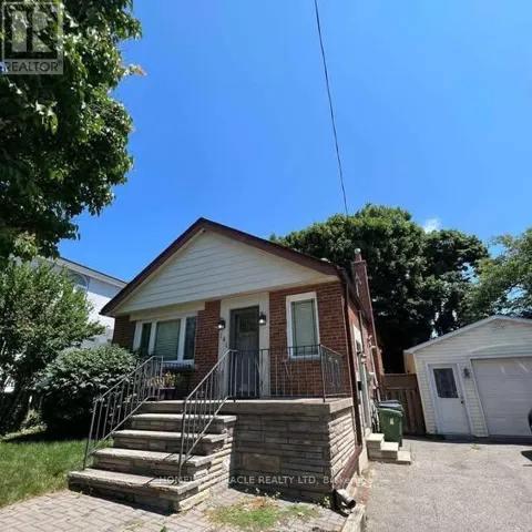 141 BEXHILL AVENUE, Toronto (Clairlea-Birchmount), Ontario M1L3C5