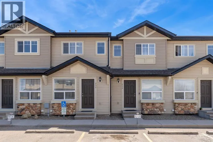 257 Saddlebrook Point NE, Calgary, Alberta T3J0G4