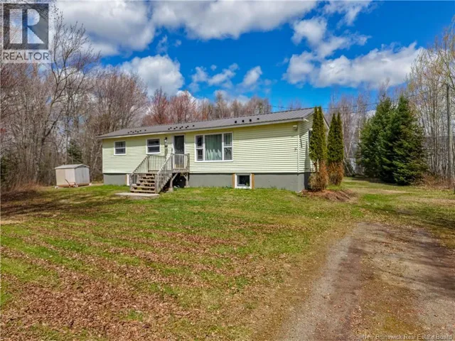 9 McLeod Lane, Lincoln, New Brunswick E3B8S1