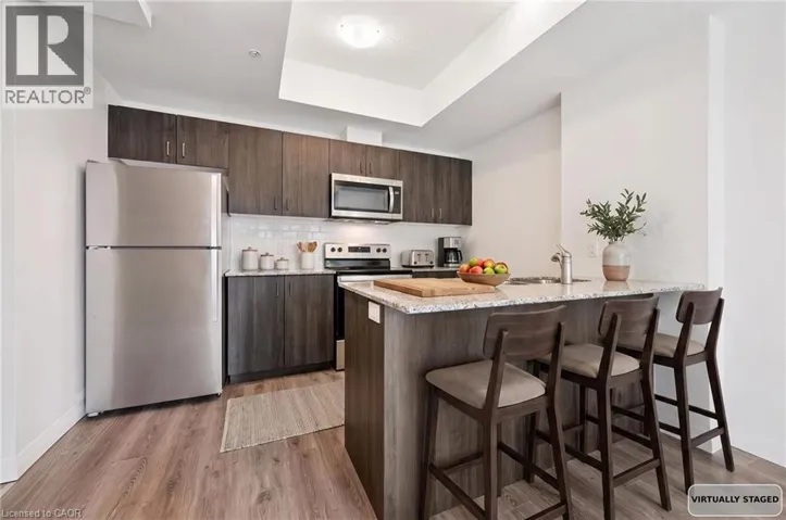 108 GARMENT Street Unit# 1801, Kitchener, Ontario N2G3B8
