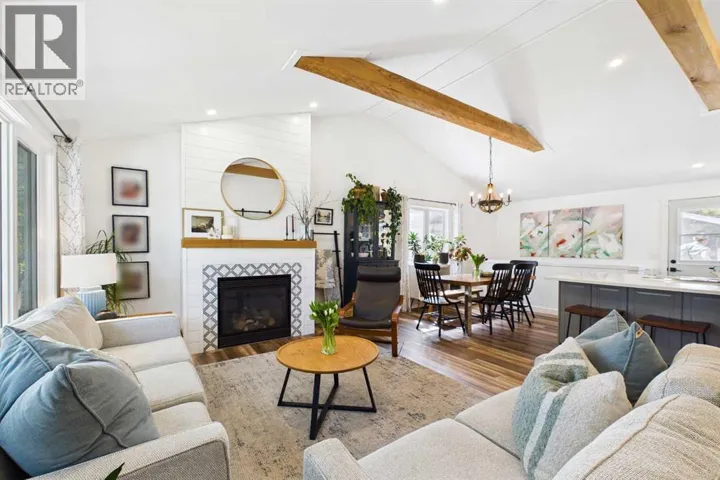 24 Henefer Road SW, Calgary, Alberta T2V3B4