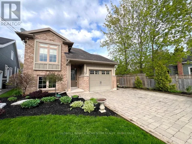 22 JOHN STREET, St. Catharines (Port Dalhousie), Ontario L2N4P1