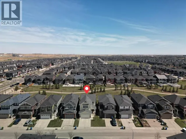 30 Redstone Parade NE, Calgary, Alberta T3N0J7