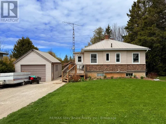 173 GRANDORE STREET E, Georgian Bluffs, Ontario N0H2T0