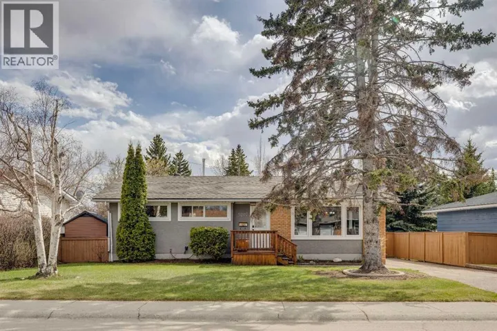 5207 Grove Hill Road SW, Calgary, Alberta T3E4G7