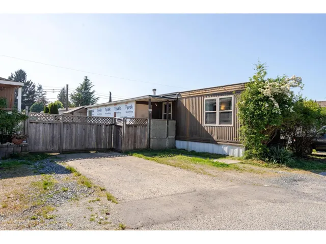 20 26892 FRASER HIGHWAY, Langley, British Columbia V4W3T5