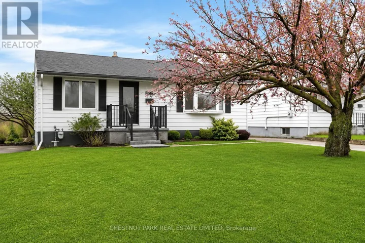 50 LAKEVIEW AVENUE, Grimsby (Grimsby Beach), Ontario L3M3M2