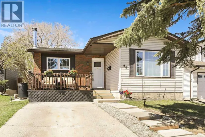 99 Beddington Crescent NE, Calgary, Alberta T3K1N4