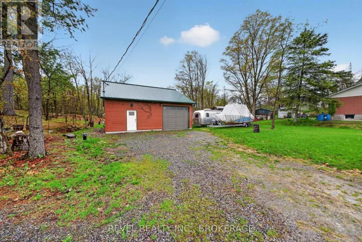 2207 WELLINGTON STREET, Frontenac (Frontenac South), Ontario K0H1H0