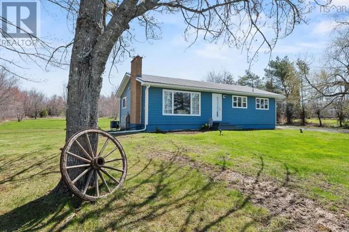 544 Lake Road, Noel, Nova Scotia B0N1T0
