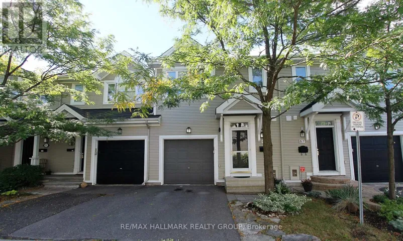 55 MAXTON PRIVATE, Ottawa, Ontario K1J1J1