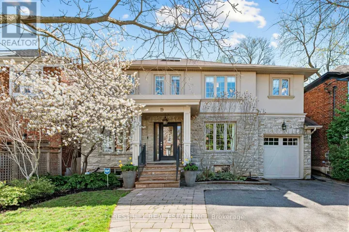 19 MENIN ROAD, Toronto (Humewood-Cedarvale), Ontario M6C3J1