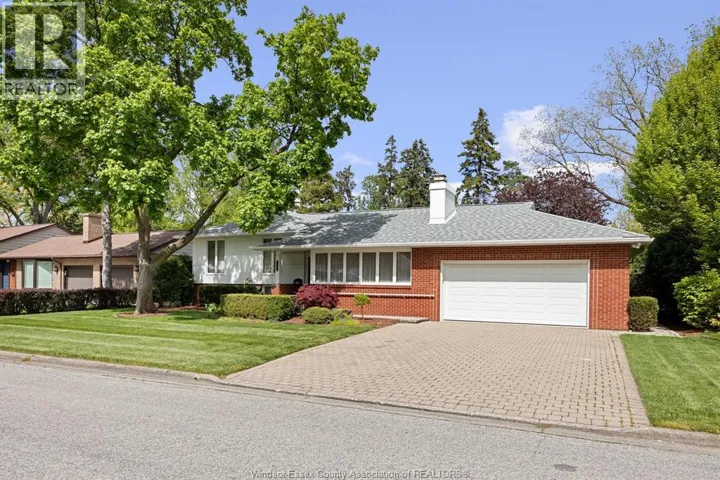 3662 BRUCE, Windsor, Ontario N9E1W8