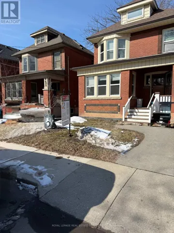 UPPER - 38 NORTH OVAL, Hamilton (Westdale), Ontario L8S3Y6