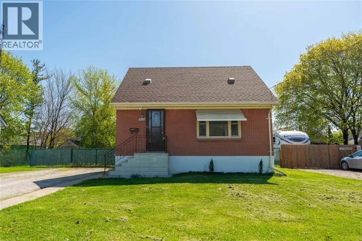 478 INDIAN ROAD, Sarnia, Ontario N7T7G4