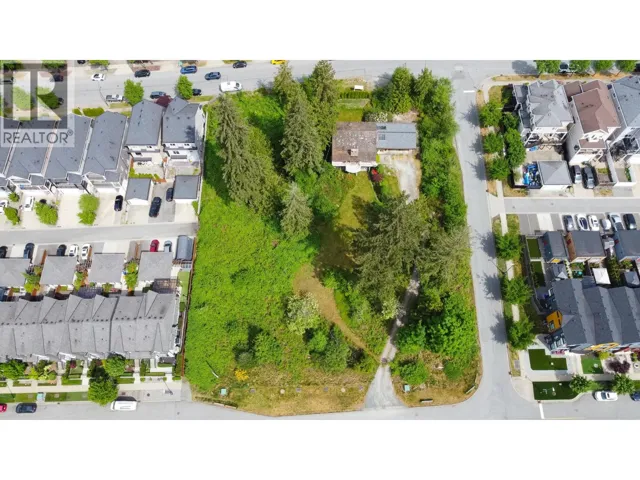 3417 E ROXTON AVE AVENUE, Coquitlam, British Columbia V3B7M9