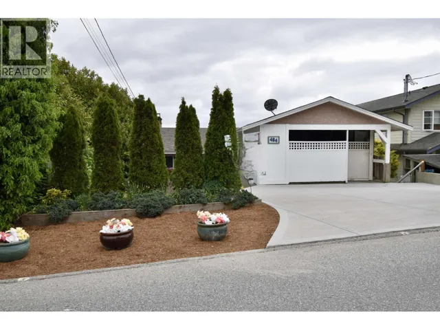 484 MARINE DRIVE, Gibsons, British Columbia V0N1V0