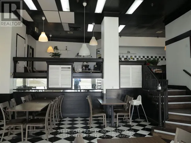 L10 - 186 KING STREET, London East (East K), Ontario N6A1C7