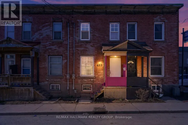 423 ARLINGTON AVENUE, Ottawa, Ontario K1R6Z7