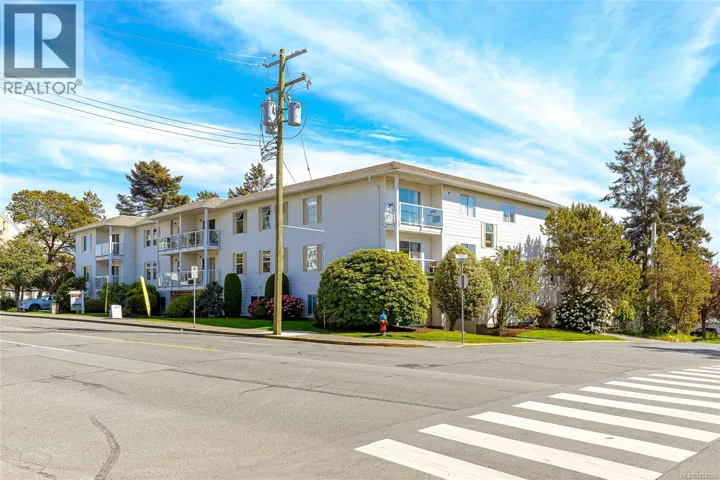 103 1351 Esquimalt Rd, Esquimalt, British Columbia V9A3R1