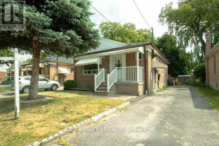 183 ELLINGTON DRIVE, Toronto (Wexford-Maryvale), Ontario M1R3Y2