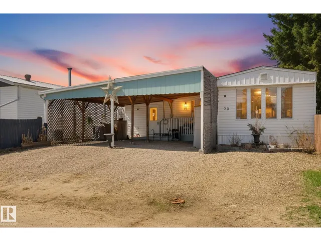 50 305 Calahoo Road, Spruce Grove, Alberta T7X3K6