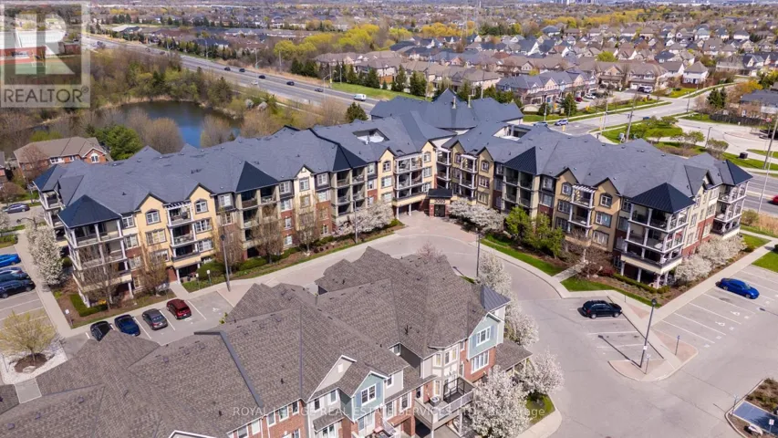221 - 3060 ROTARY WAY, Burlington (Alton), Ontario L7M0G9