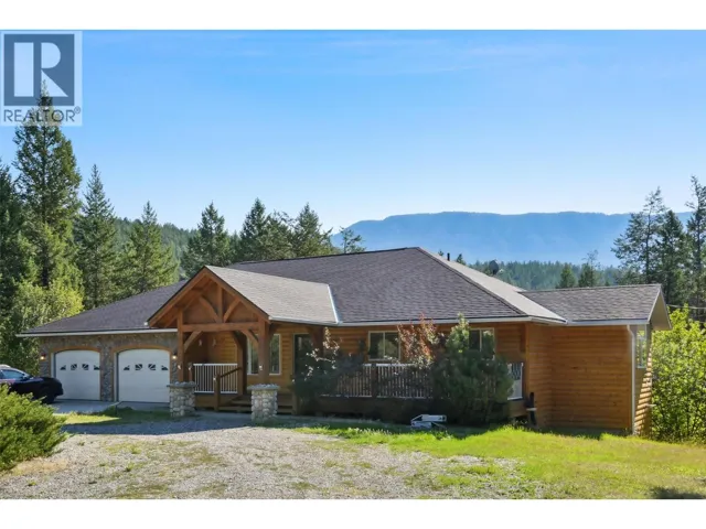 630 GREEN Road, Canal Flats, British Columbia V0B1B0