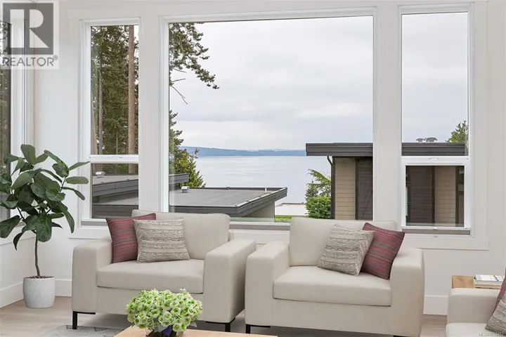 4230 Skye Rd, Saltair, British Columbia V9G1Y5